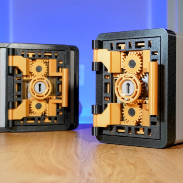 Precision 3D Printing – Mini Vault with Lever Lock Mechanism