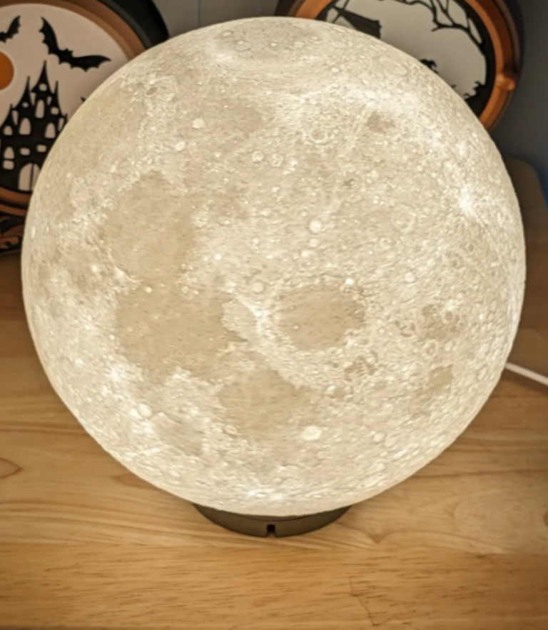 Lunar Lithophane Lampshade - Enhance Your Lighting Setup