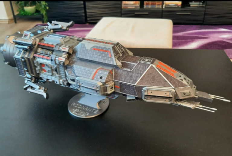 Rocinante Model - The Expanse Season 6 Ship