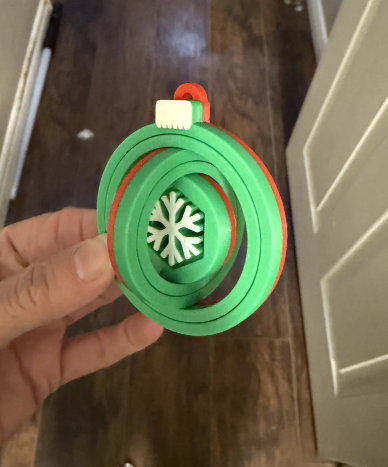 Space-Saving 3D Printed Snowflake Bauble & Keychain