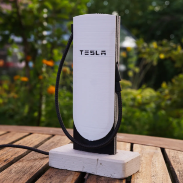 Tesla Coil Phone Charger