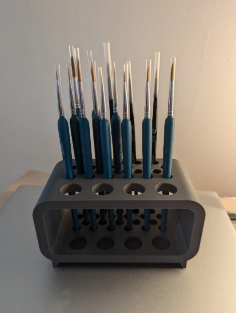 Brush Holder for Painters - Organized Workspace