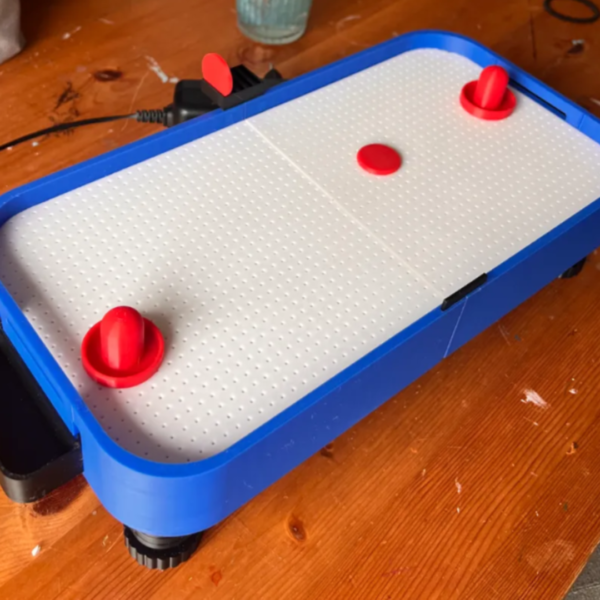 3D Printed Desktop Air Hockey Game